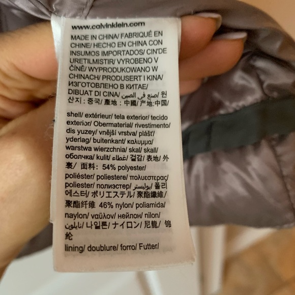 Calvin Klein puffer jacket - Picture 7 of 7